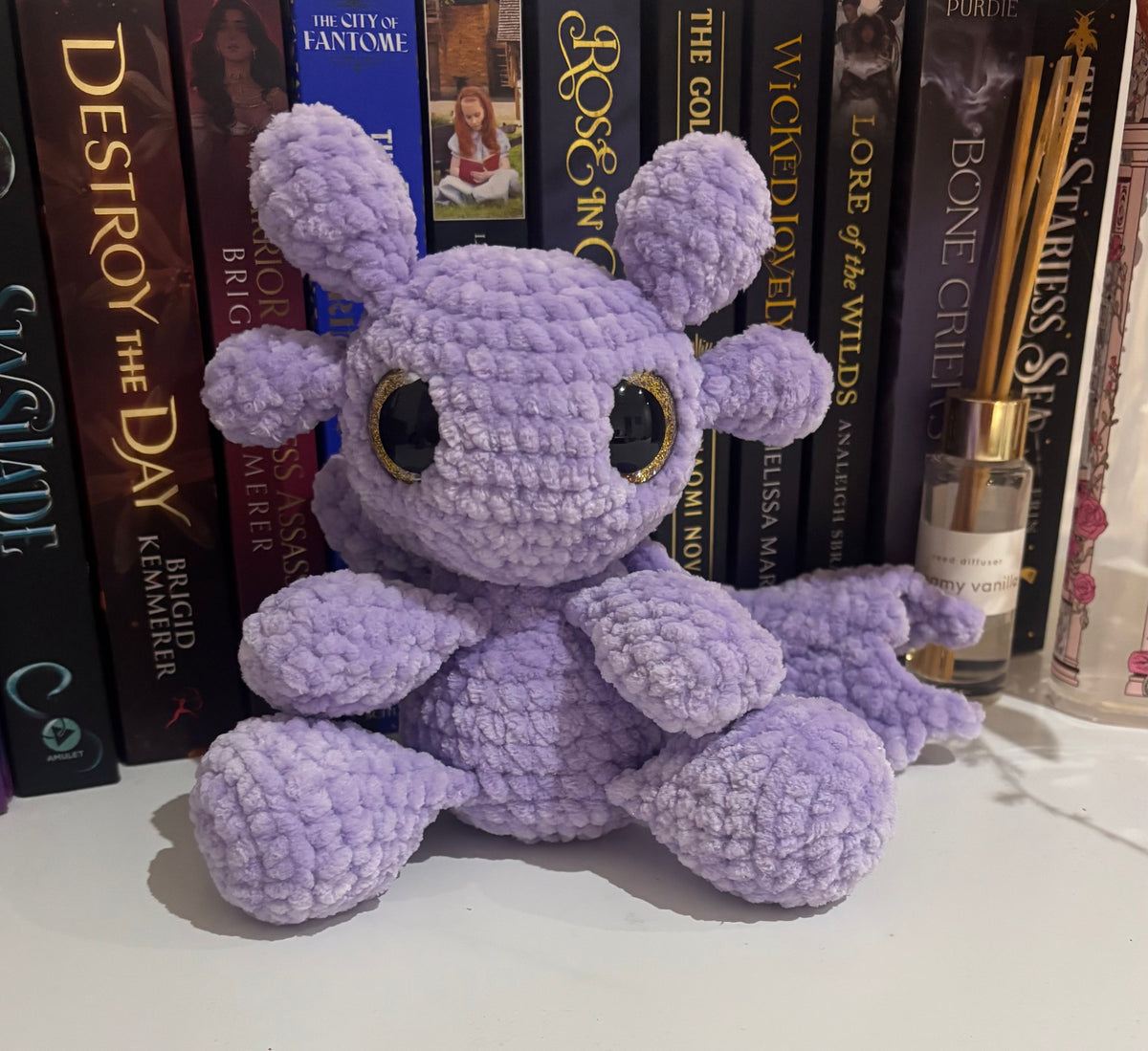 Purple sitting dragon