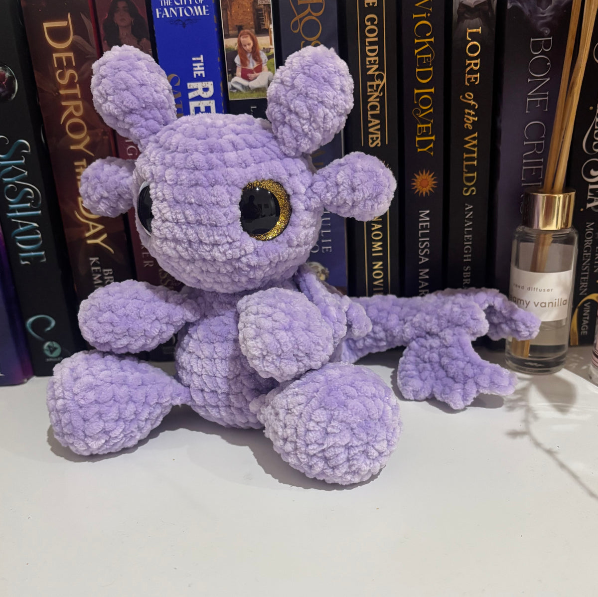 Purple sitting dragon